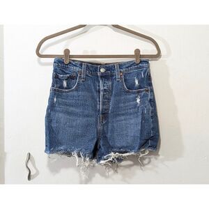 Levi's Premium Ribcage Distressed Shorts size 28